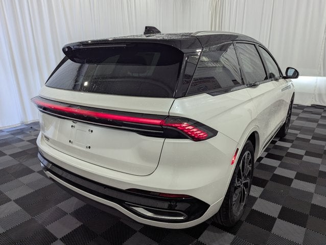 2026 Lincoln Nautilus Reserve AWD
