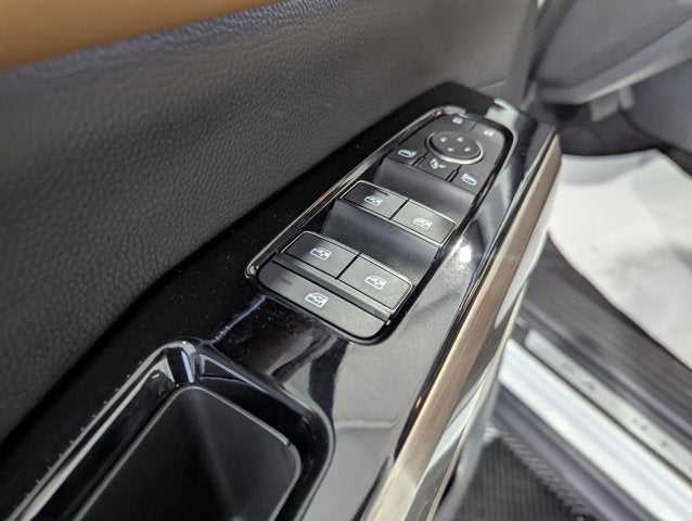 2022 Nissan Pathfinder Platinum 4x4