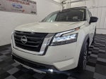 2022 Nissan Pathfinder Platinum 4x4