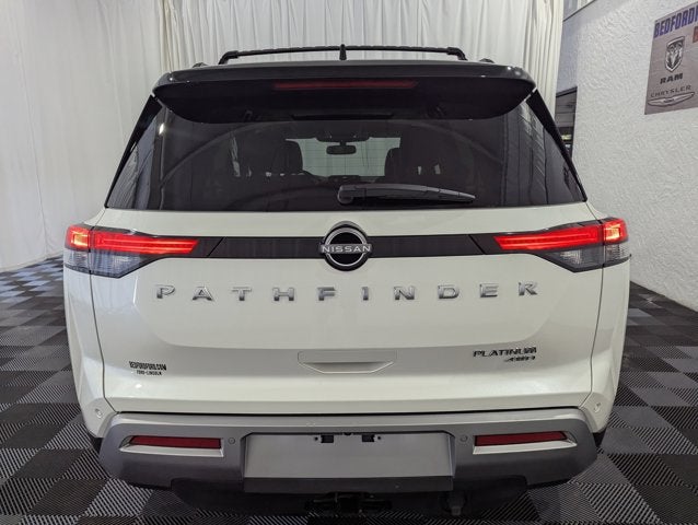 2022 Nissan Pathfinder Platinum 4x4
