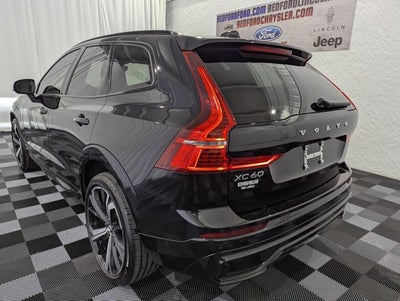 2023 Volvo XC60 Ultimate Dark Theme AWD