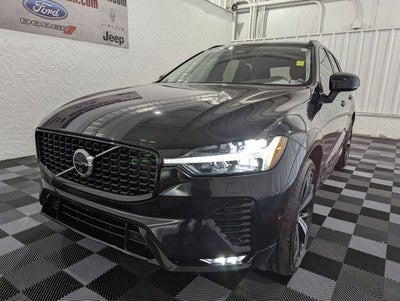2023 Volvo XC60 Ultimate Dark Theme AWD