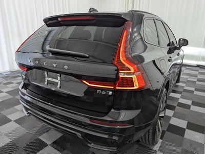 2023 Volvo XC60 Ultimate Dark Theme AWD