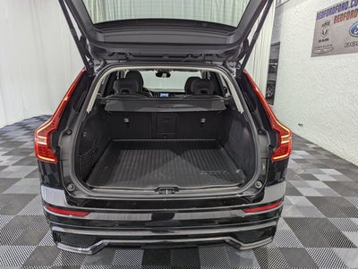 2023 Volvo XC60 Ultimate Dark Theme AWD