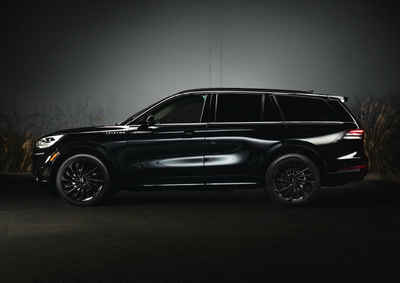 A 2024 Lincoln Aviator® SUV is shown in the Infinite Black exterior color | Bedford Lincoln PA in Bedford PA