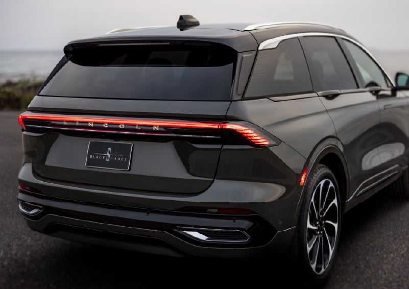The rear of a 2025 Lincoln Black Label Nautilus® SUV displays full LED rear lighting. | Bedford Lincoln PA in Bedford PA