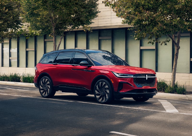 2026 Lincoln Nautilus® SUV with the available Jet Appearance Package and Hybrid transmission. | Bedford Lincoln PA in Bedford PA